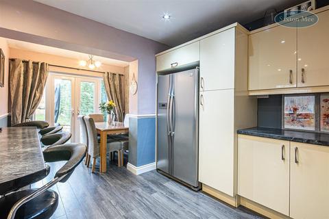 44 Spoonhill Road, Sheffield, S6 5PA