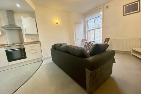 2 bedroom flat for sale, Oakwood Lane, Leeds LS8