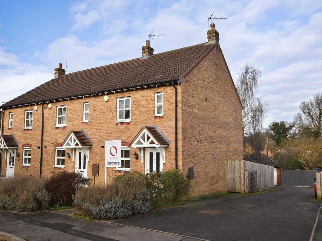 18 Baines Close