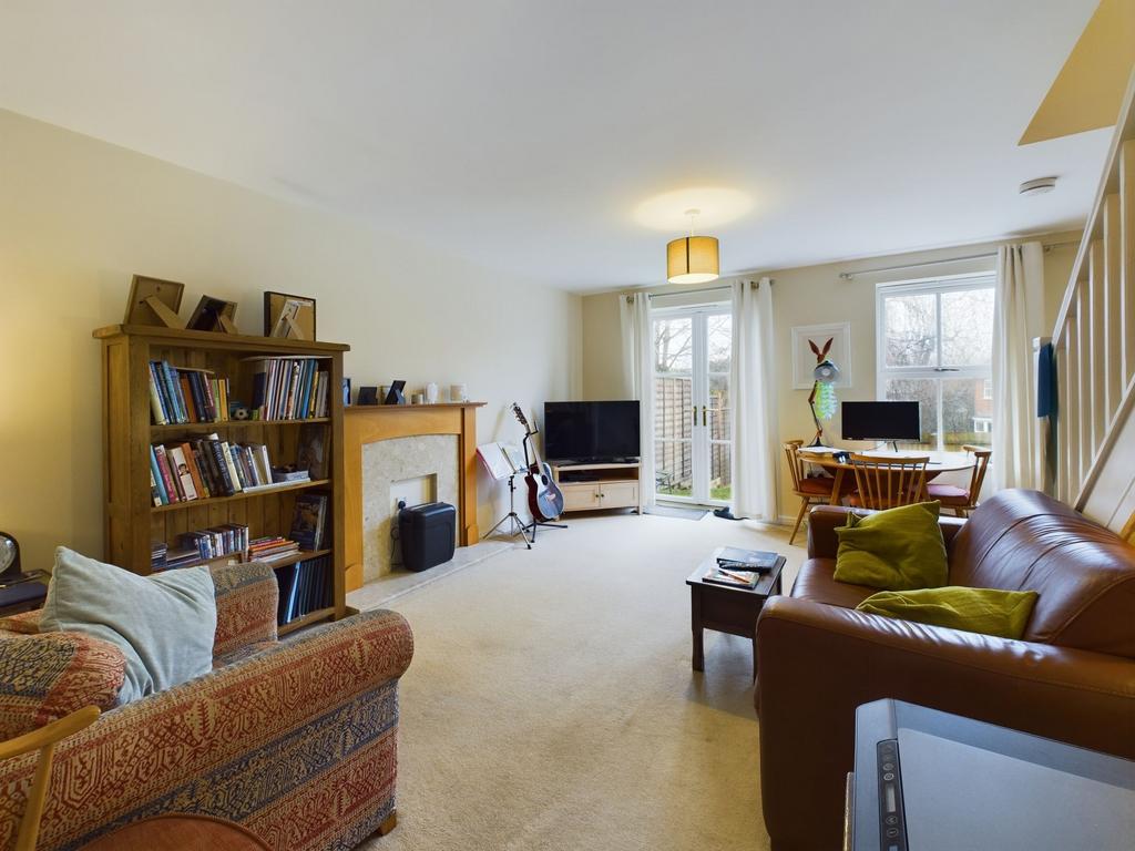 Sitting/Dining Room