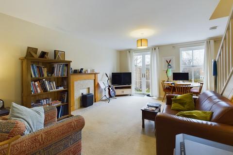18 Baines Close, Silverstone, Towcester, NN12 8DG