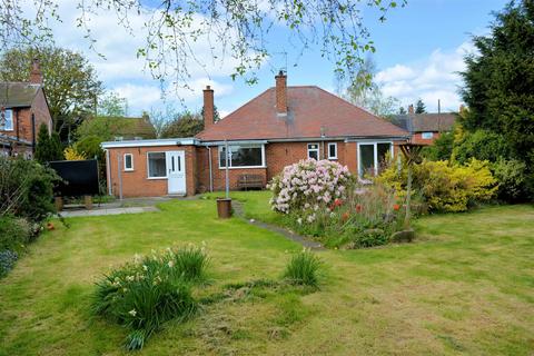 3 bedroom detached bungalow for sale, Station Road, Wistow