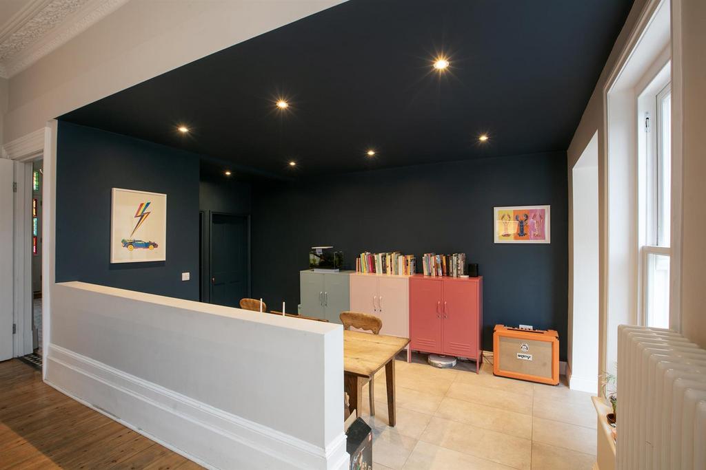 3 Y6 A6509.jpg