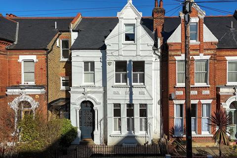 5 bedroom terraced house for sale, Templar Street, London