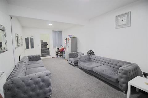 141 Oldknow Road, Birmingham, B10 0JA