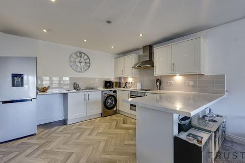 undefined, Brunswick Place, Heckmondwike, WF16