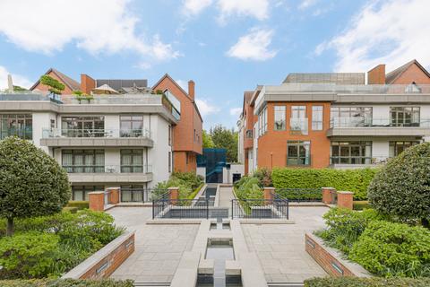 4 bedroom penthouse for sale, The Bishops Avenue, Hampstead, London N2