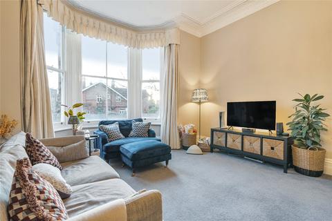 2 bedroom flat for sale, St. Andrew's Square, Surbiton KT6