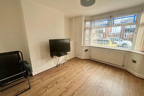 undefined, Charles Avenue, Leeds, LS9