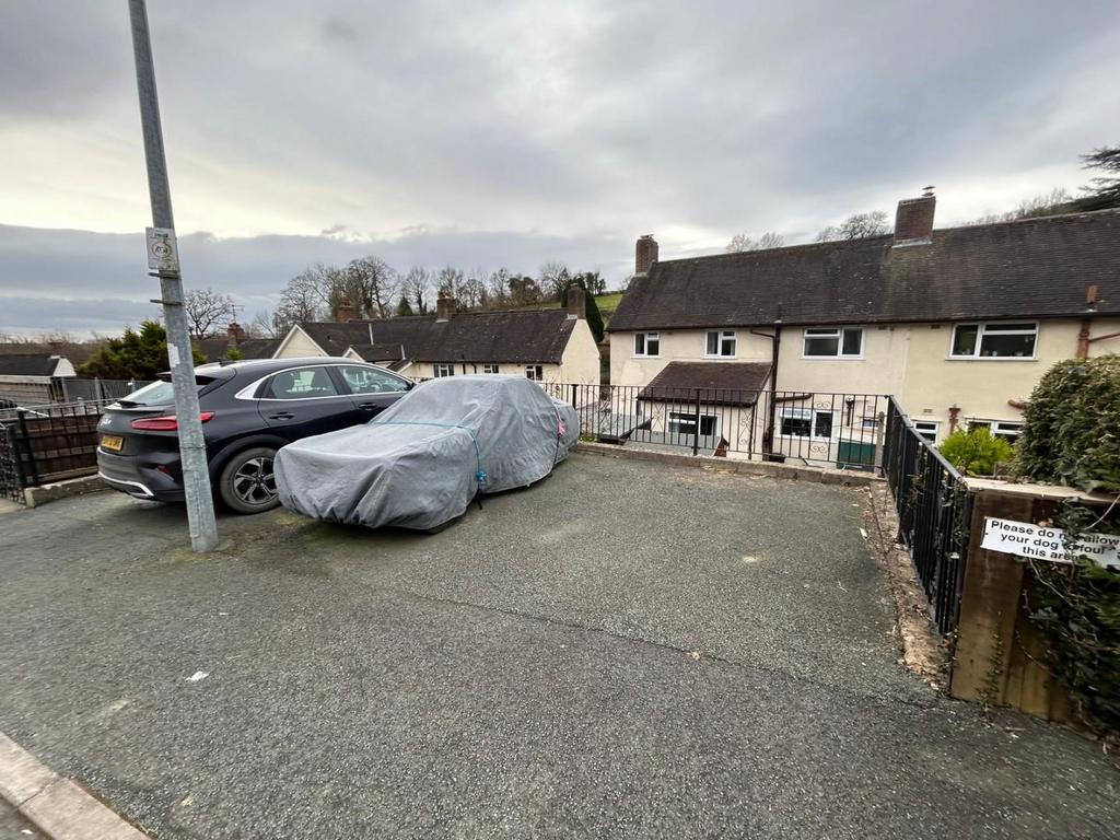 Parking.jpg