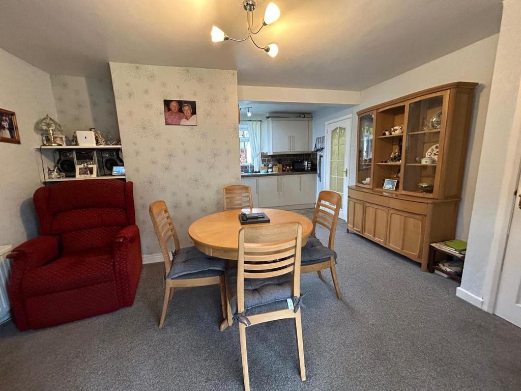 Dining Room.jpg