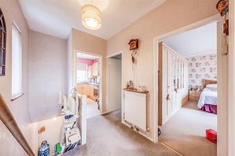 2 bedroom flat for sale, Nightingale Grove, Dartford