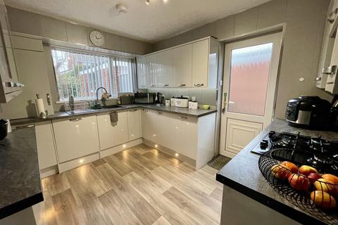 2 bedroom semi-detached bungalow for sale, Edgecombe Drive, Darlington