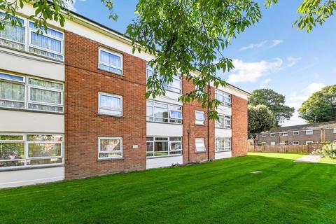 1 bedroom apartment for sale, Lennox Road, Chichester, PO19