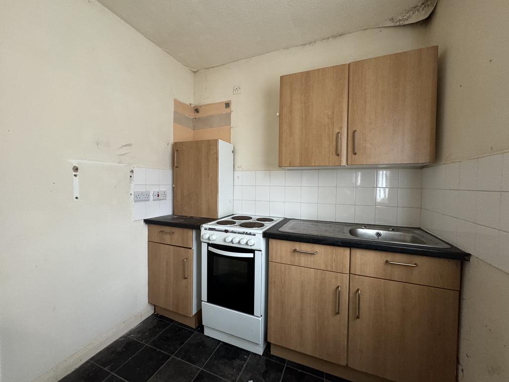 Kitchen (25 B)
