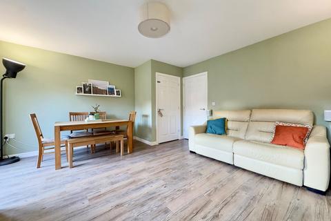 5 Badgers Drive, Wantage, OX12 9WJ