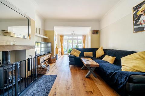 43 Manor Road, Paignton, TQ3 2HZ