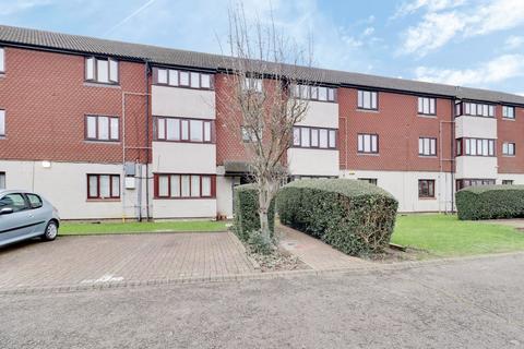 1 bedroom flat for sale, Teviot Avenue, Aveley RM15
