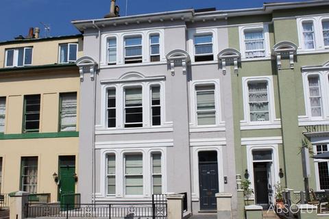 2 bedroom flat to rent, 23 Belgrave Road, Torquay, TQ2