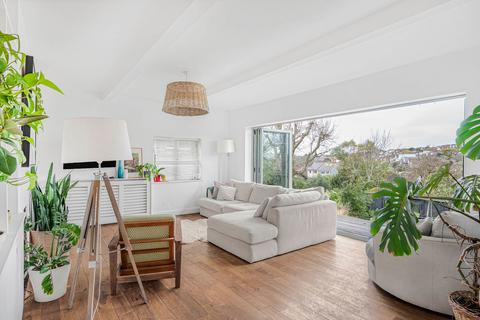 3 bedroom detached house for sale, Ashurst Avenue, Saltdean, BN2