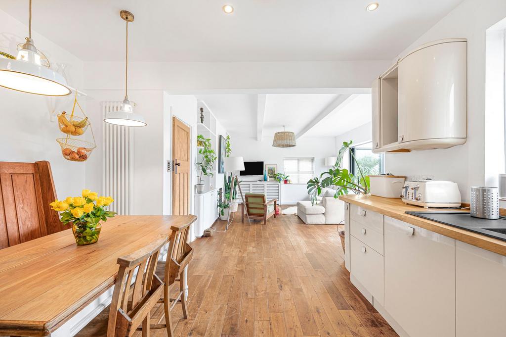Kitchen/Lounge/Dining Room