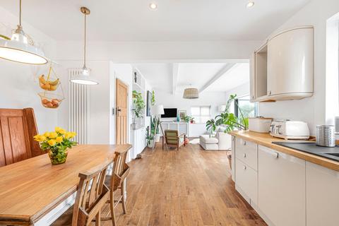 63 Ashurst Avenue, Saltdean, Brighton, BN2 8DR