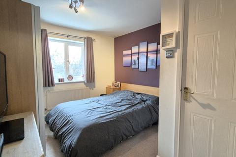 24 Barkus Close, Southam, CV47 1GB