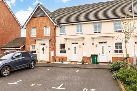 2 bedroom terraced house for sale, Bedivere Road, Crawley RH11