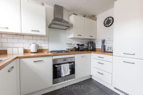 92 Bedivere Road, Crawley, RH11 0FY