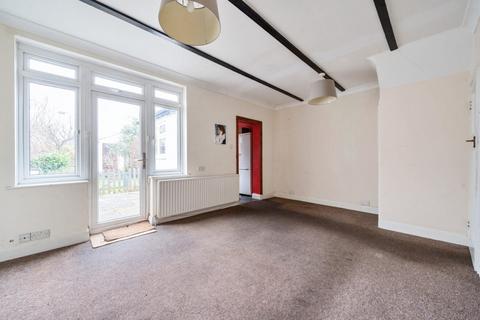 53 Princes Avenue, London, W3 8LX