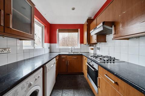 53 Princes Avenue, London, W3 8LX