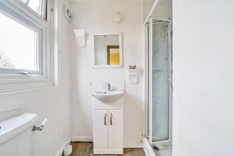 53 Princes Avenue, London, W3 8LX