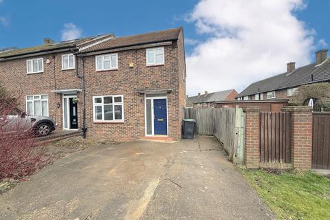 Mannock Drive, Loughton, Essex, IG10