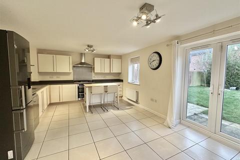 4 bedroom detached house for sale, Wilkinson Crescent, Wolverton, Milton Keynes