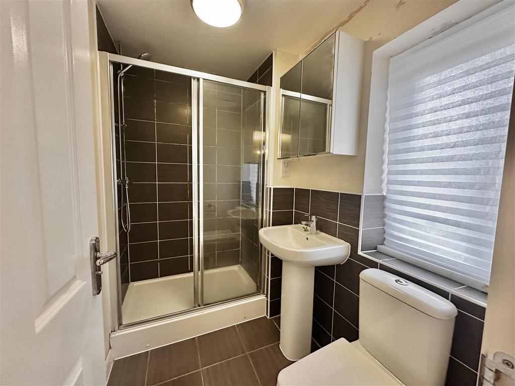 Bedroom 1 - Ensuite