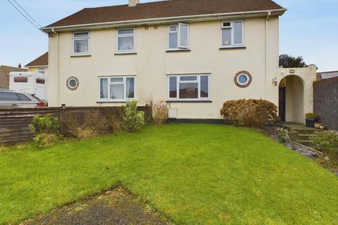 35 Coronation Road, Callington, PL17 7BX