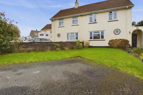 35 Coronation Road, Callington, PL17 7BX