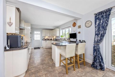 27 The Ridings, East Preston, Littlehampton, BN16 2TW