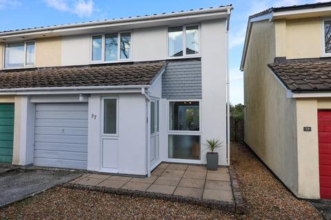 37 Beach Road, Carlyon Bay, St Austell, PL25 3PQ