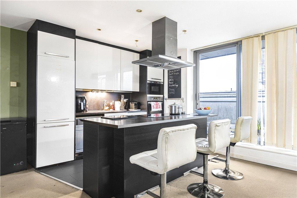 Reception/Kitchen
