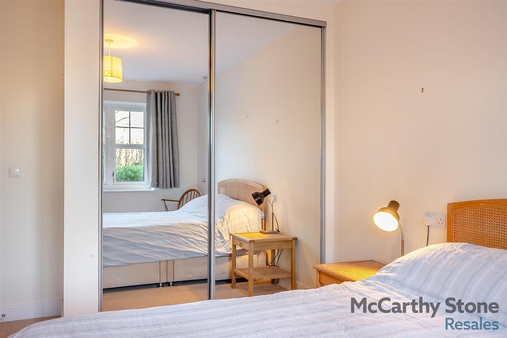 8633915-interior17.jpg