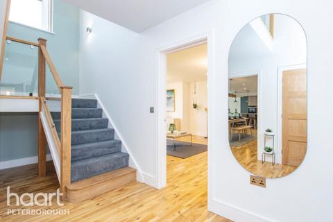 4 bedroom detached house for sale, The Hamlets, Hampton Woods