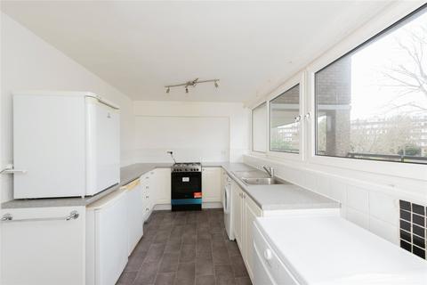 2 bedroom apartment for sale, Augustus Close, Brentford, TW8