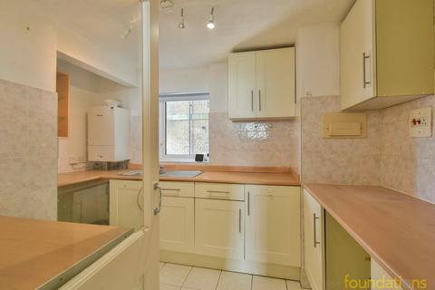 2 bedroom flat for sale, Sutton Place, Bexhill-on-Sea, TN40