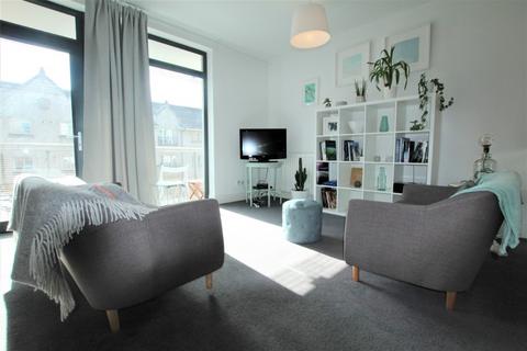 2 bedroom apartment to rent, Hopetoun Street, Bonnington, Edinburgh, EH7