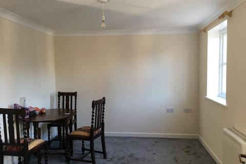 2 bedroom flat for sale, Stonehenge Walk, Salisbury SP4