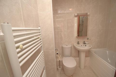 2 bedroom flat for sale, Betenson Avenue, Sevenoaks, TN13