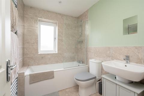 5 Apple Tree Lane, York, YO26 5TL