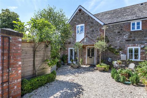 Ross Road, Huntley, Gloucester, Gloucestershire, GL19