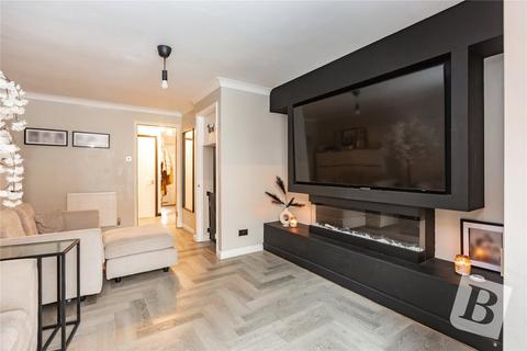 3 Boleyn Close, Chafford Hundred, Grays, RM16 6NU